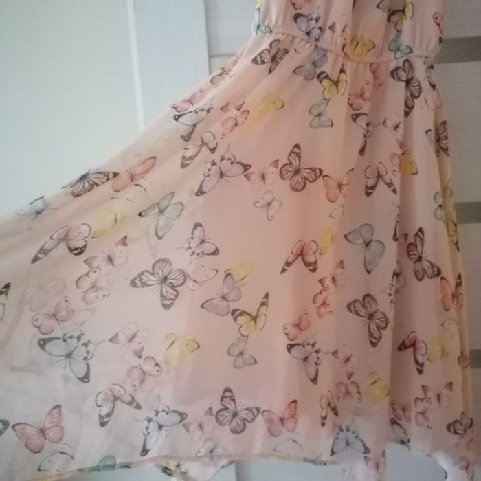 7-8 г рокля H&M уникална