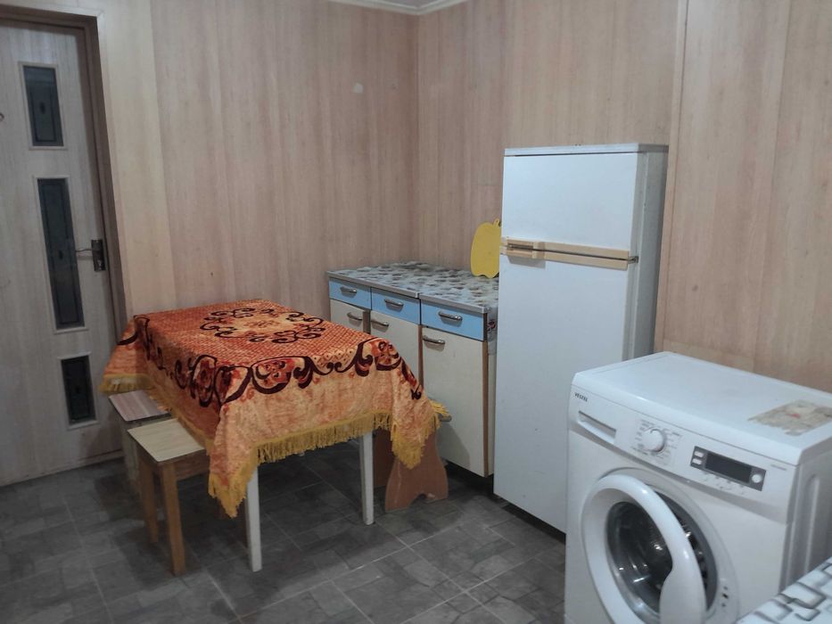 Квартира времянка 3 комнаты 120 тыс 
Алгабас мкр. срочно .