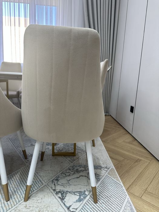 Продам 12 шт стульев