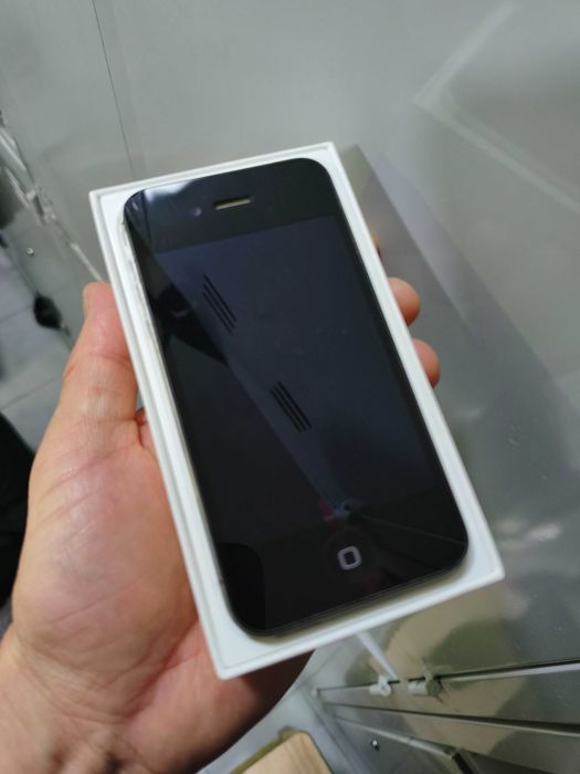 Apple iPhone 4 16GB Black, оригинал, с коробкой