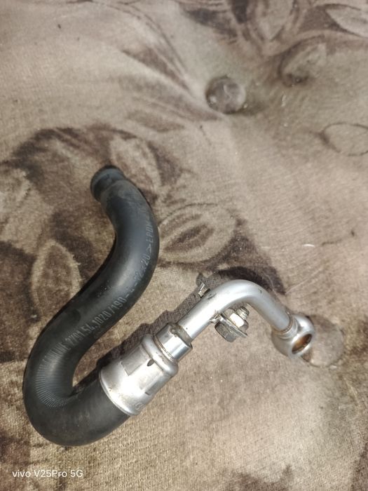 Патрубок охлаждения vag