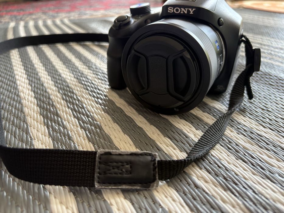 Aparat foto Sony HX 400 V
