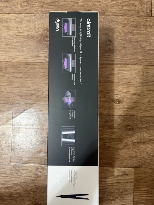 Dyson airstrait новый
