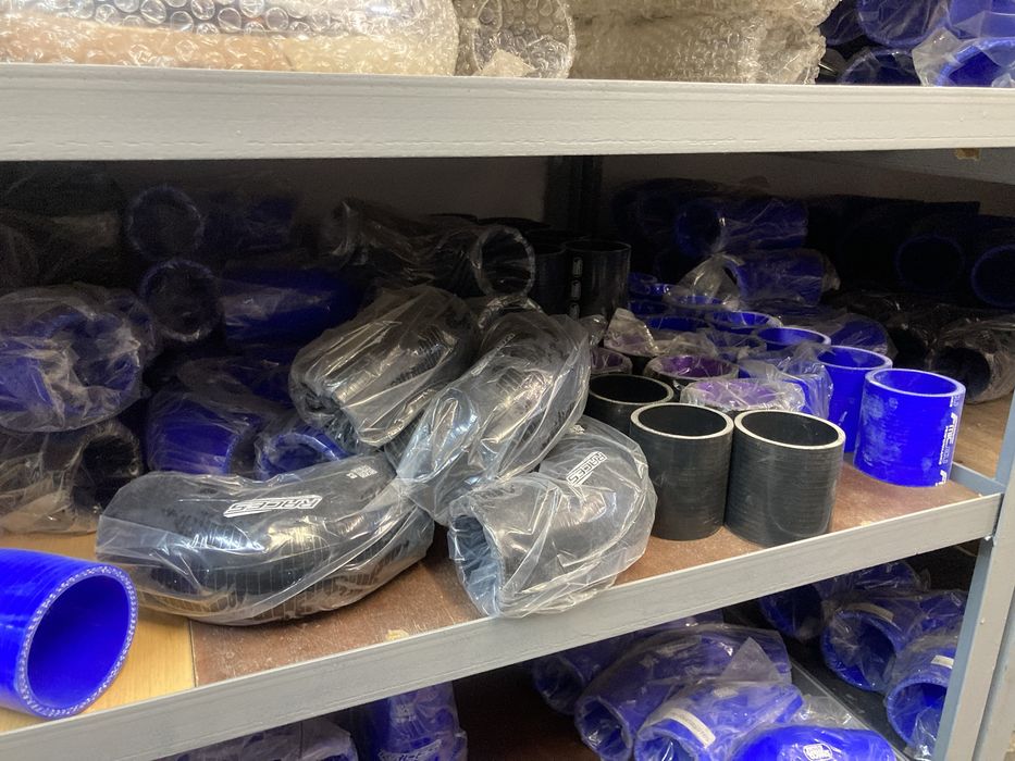 Турбопътища силиконови алуминий универсални колена