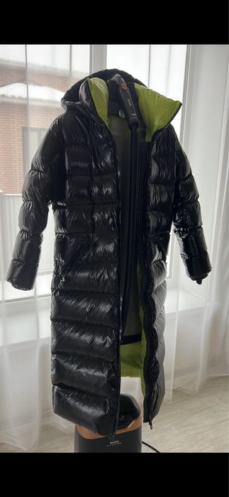 Продам пуховик новый