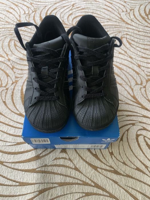 Sneakersi Adidas Originals Superstar ca NOI marime 31-1/2 - 19/20 cm