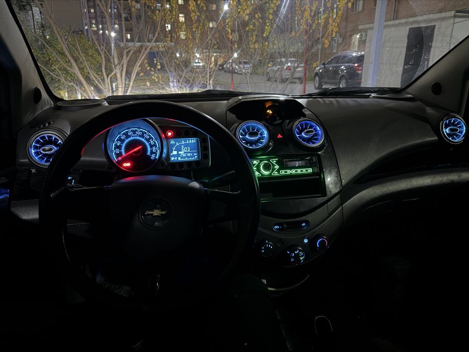 Spark sotiladi srochni