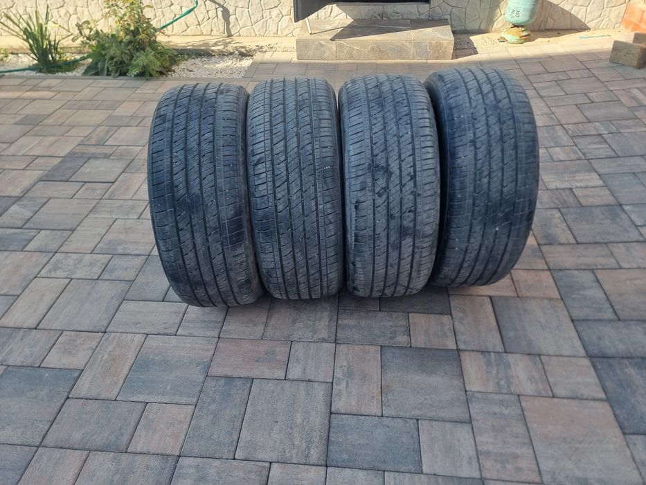 Шины DUELER 245/50 R-20.