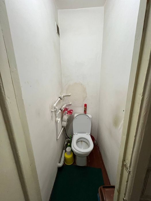 Srochna sotiladi shahar markazidan 2 Xonalik