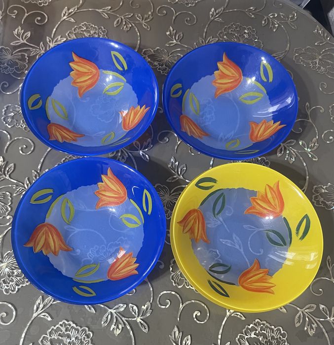 Продам посуду , набор.