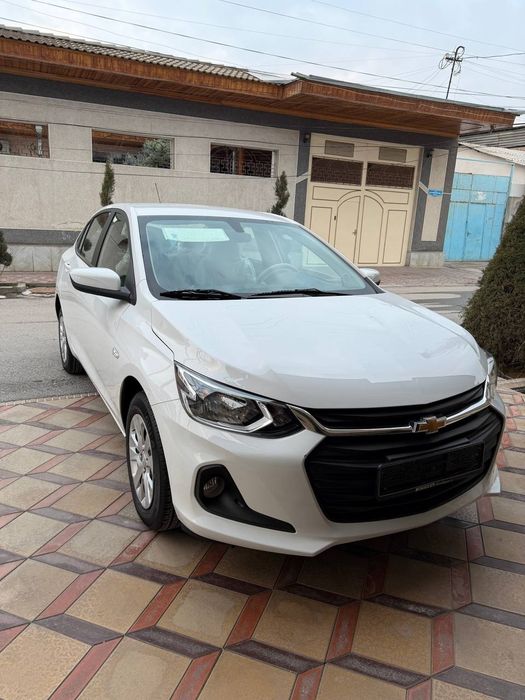 Chevrolet Onix 2025 yil