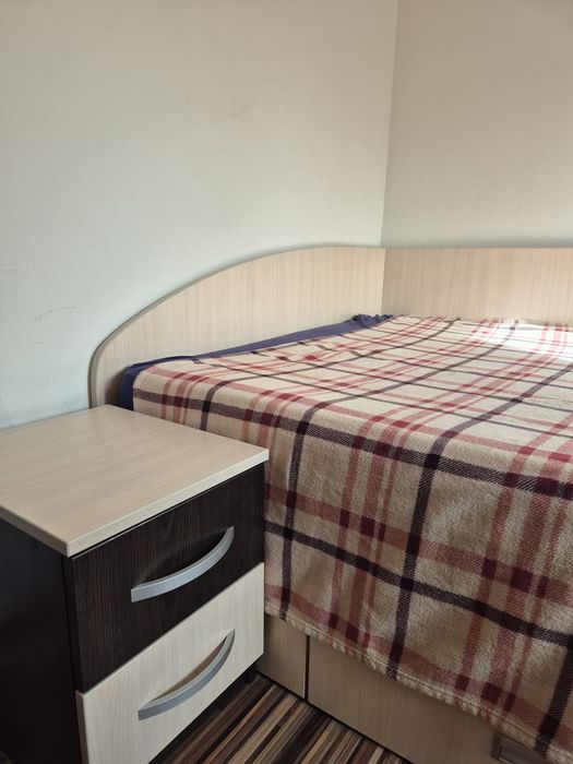 Mobila pal in nuante de bej