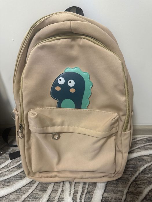 рюкзак для школы и прогулок