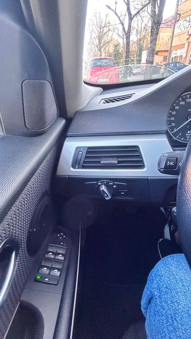 Vand BMW seria 3, 184000 km, din 2011