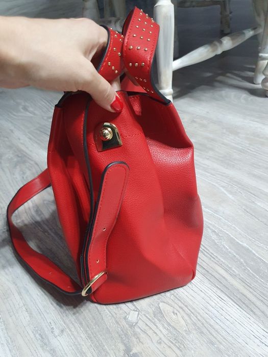 Нова чанта ZARA- червена