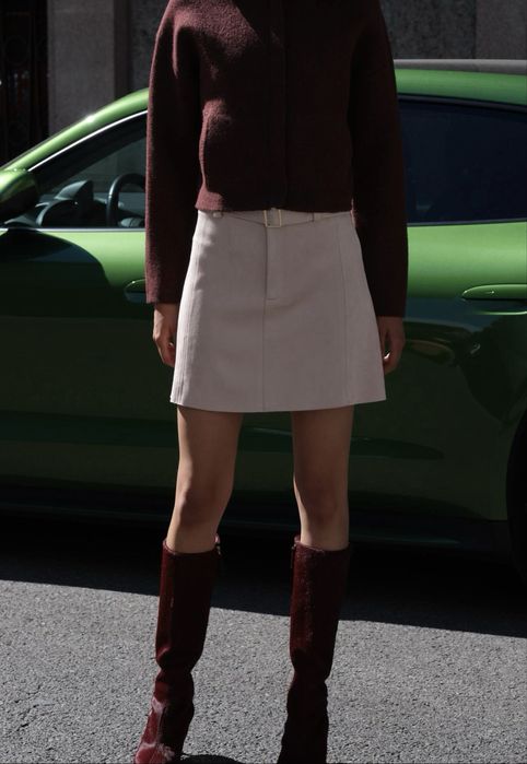 Велурена пола Zara