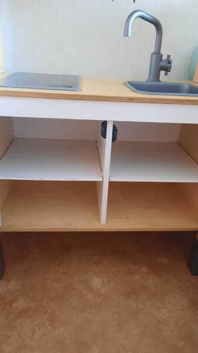 Продам детскую кухню ikea