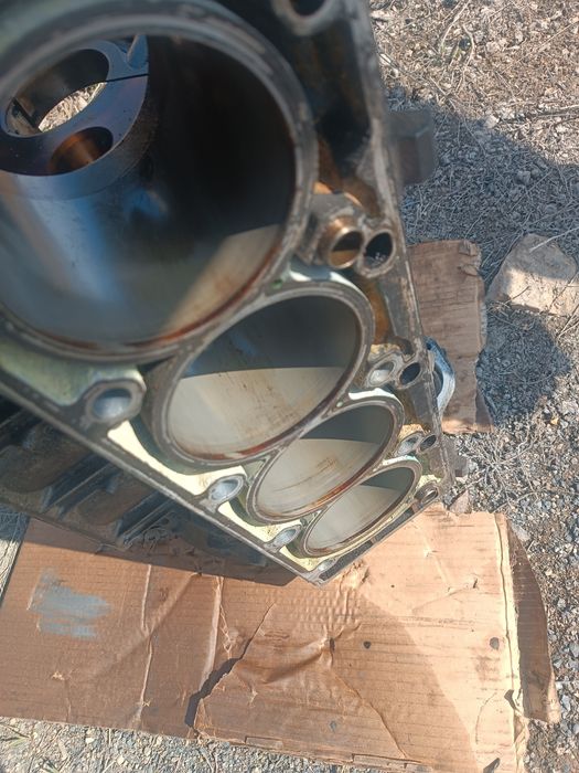 Блок двс Мерседес 273