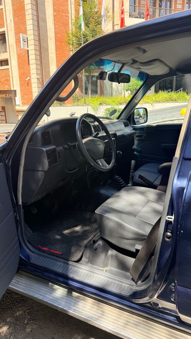 Toyota Land Cruiser 80