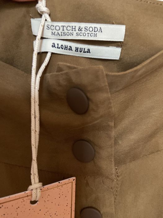 Нова, с етикет, пола Scotch and Soda