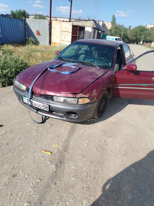 Митцубиси галант по запчастям