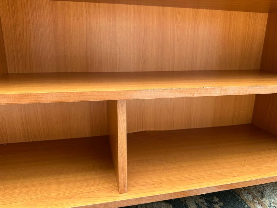 Comoda TV pentru living 1,94 m; Dulap cu rafturi; Pantofar