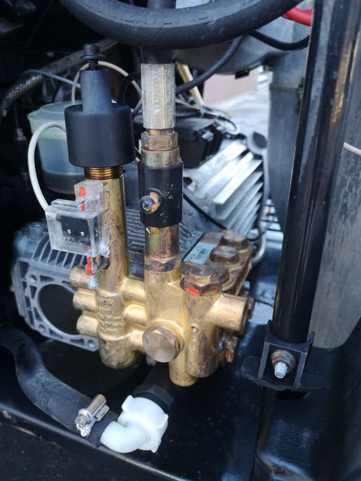 Пароструйка  Nilfisk Neptune 3 Alto 200 bar15l/min 380V Керамика Бута