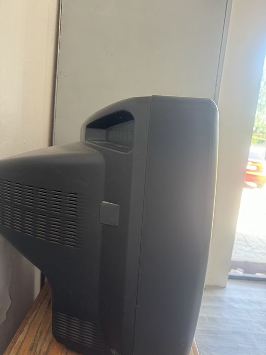 Продам Телевизор LG