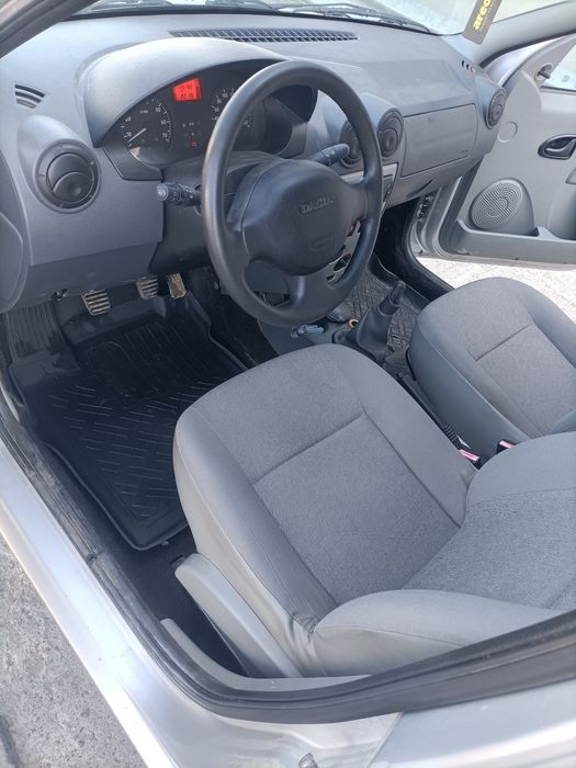 Dacia Logan , 1.4  benzină , an 2007, accept diverse schimburi