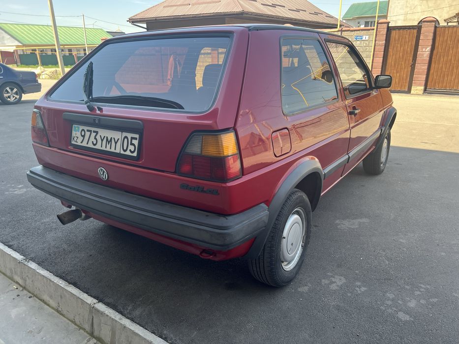 Volkswagen Golf 2 моно впрыск 1.8 АКПП