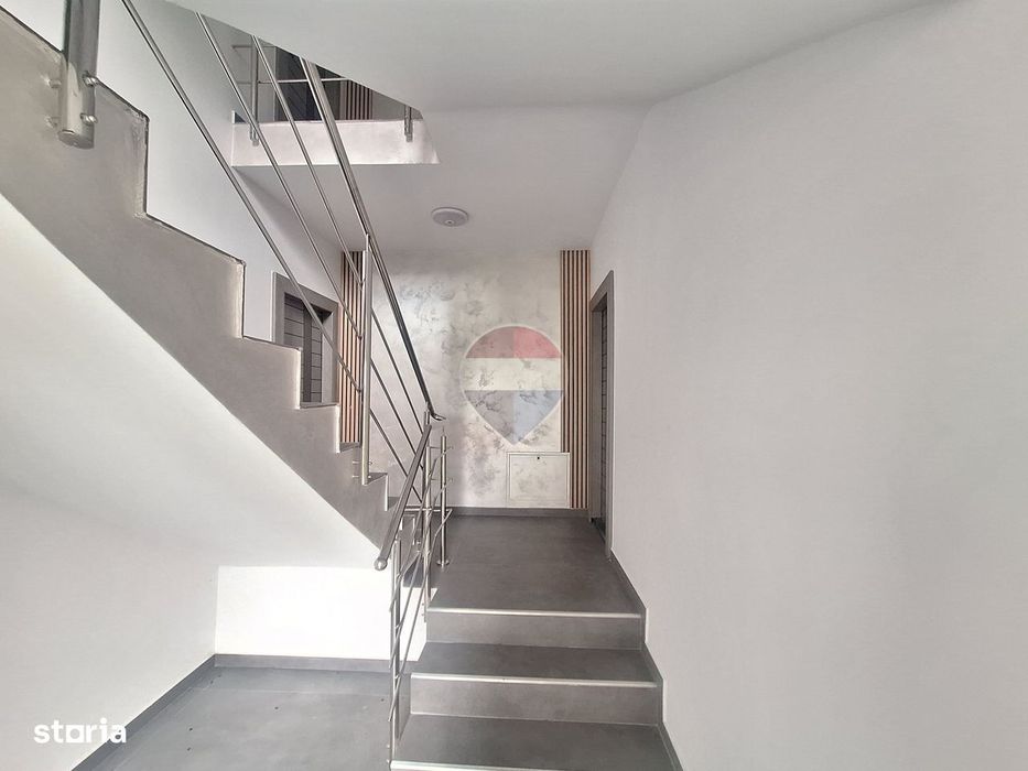 Apartament nou si modern, et 1, la prima inchiriere