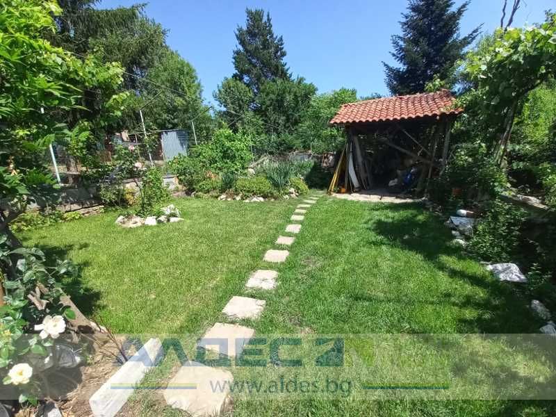 Дава се под наем Къща в Банкя - 241 кв.м за 1200 € - Снимка #16