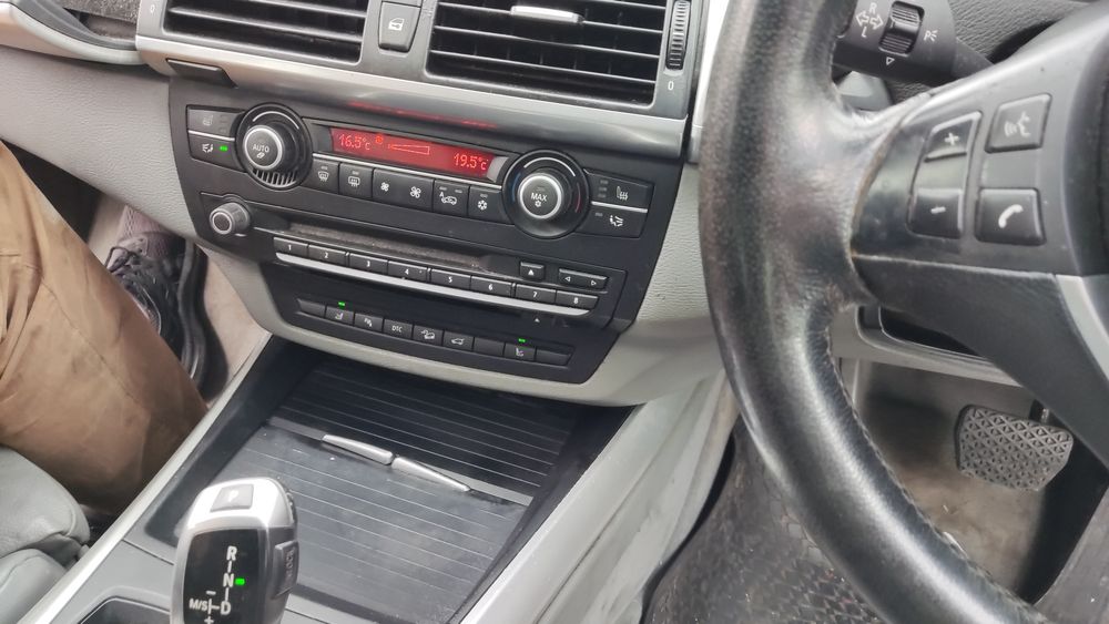 BMW X5 E70 3.0D 235к.с На части