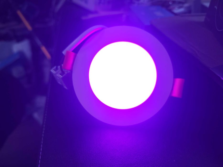 LED RGB смарт вградени спотове димируеми с APP – 4 броя