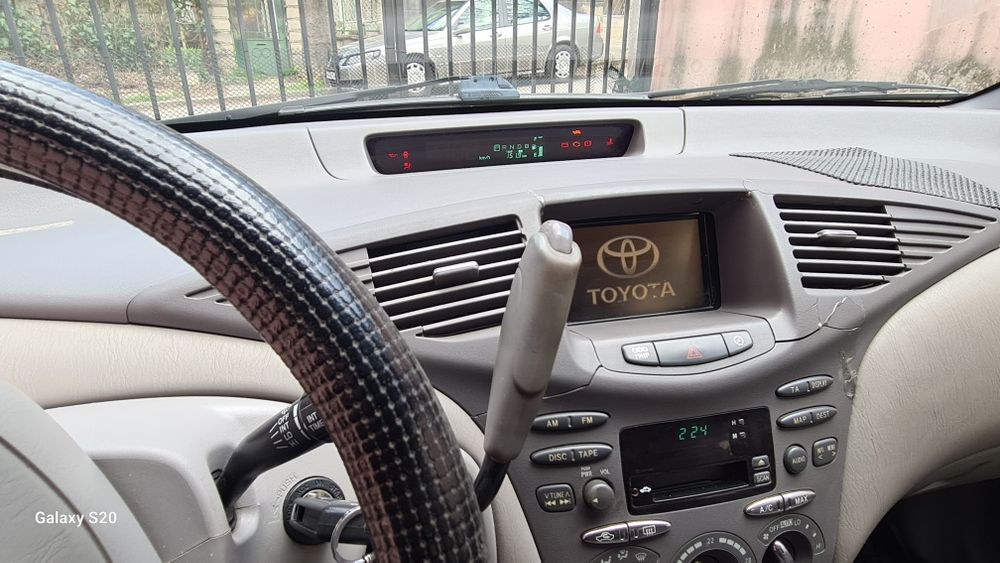 Toyota prius 1.5 hybrid