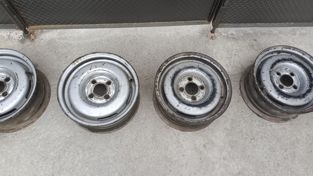 Продаются колёсные диски от гольф 2