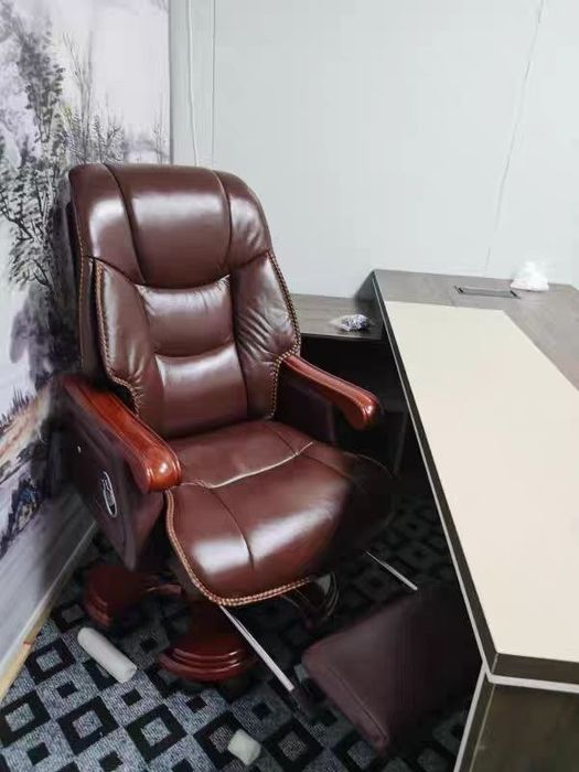 Кресло офисное директорское