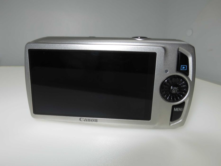 Canon IXUS 300 HS - чисто НОВ - компактен фотоапарат дигитална камера