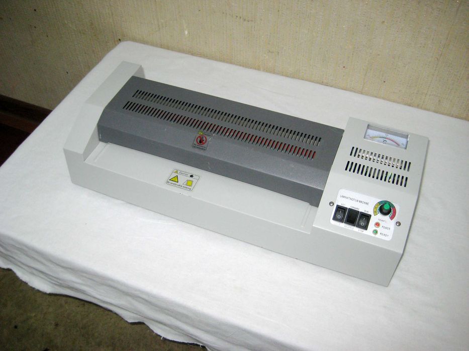 Ламинатор А4 идеальном почти новым состоянии!