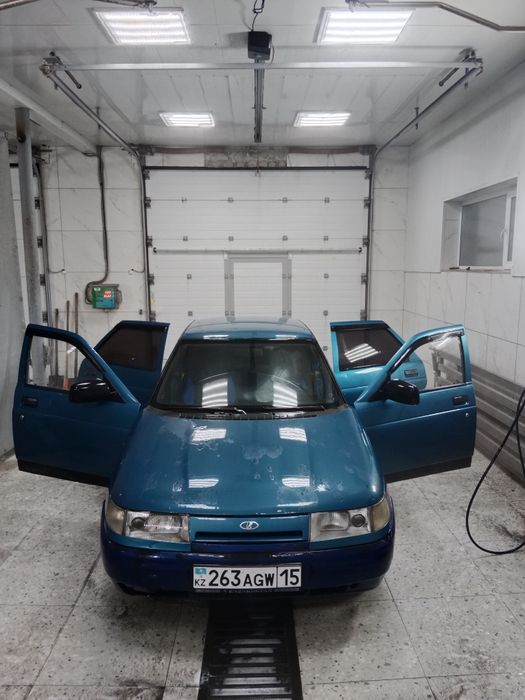 Продам Ваз 2110 инжектор