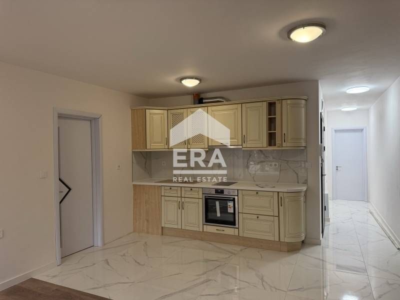Продава се Тристаен апартамент в Русе, Възраждане - 87 кв.м за 1343 €/кв.м - Снимка #7