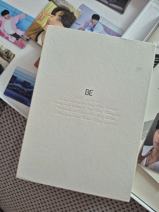 Album на BTS - BE