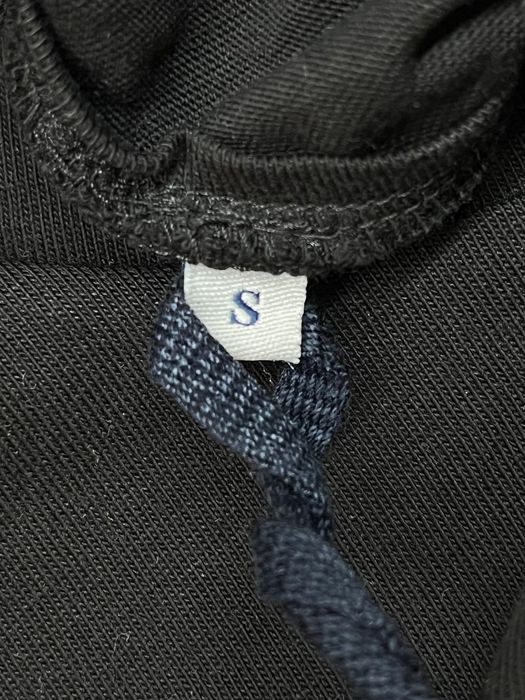 S черна мъжка тениска Moncler с флок принт
