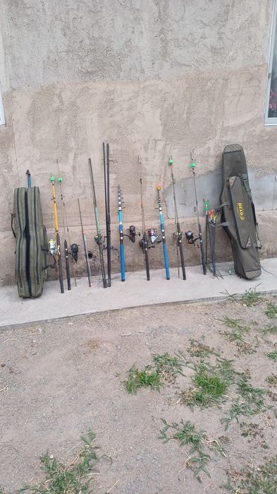 Продам удочки с сумками