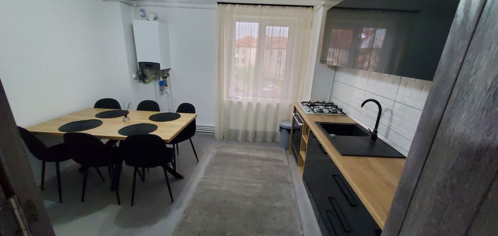 Apartament 4 camere