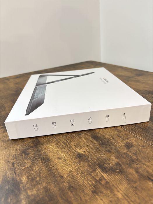 Husă Premium cu Tastatură iluminată și Touchpad si suport APPLE PENCIL, CHESONA pentru iPad Air 13" - Nouă!