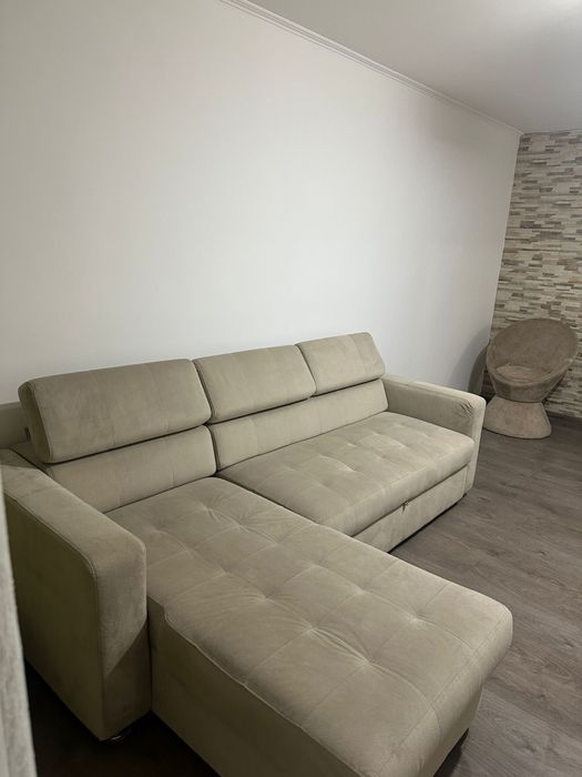 Inchiriez apartament