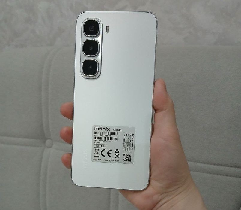 Infinix Hot 60i в идеальном состоянии