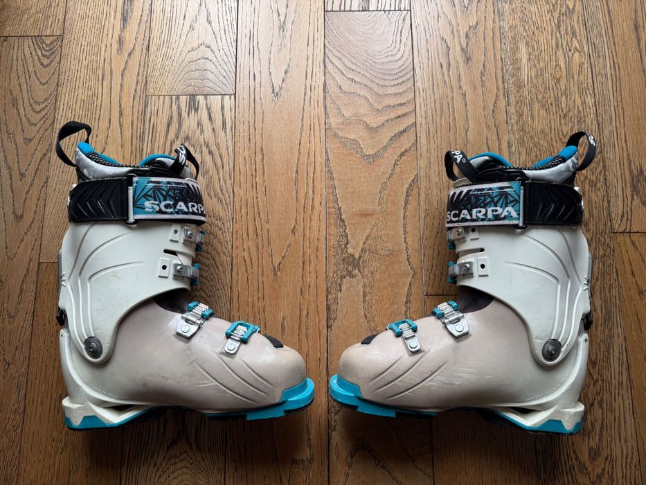 Дамски туринг обувки Scarpa Freedom 24.5
