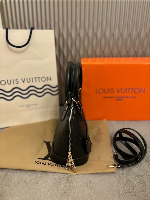Geantă/Poșeta Louis Vuitton Alma BB Black 27x19x7cm